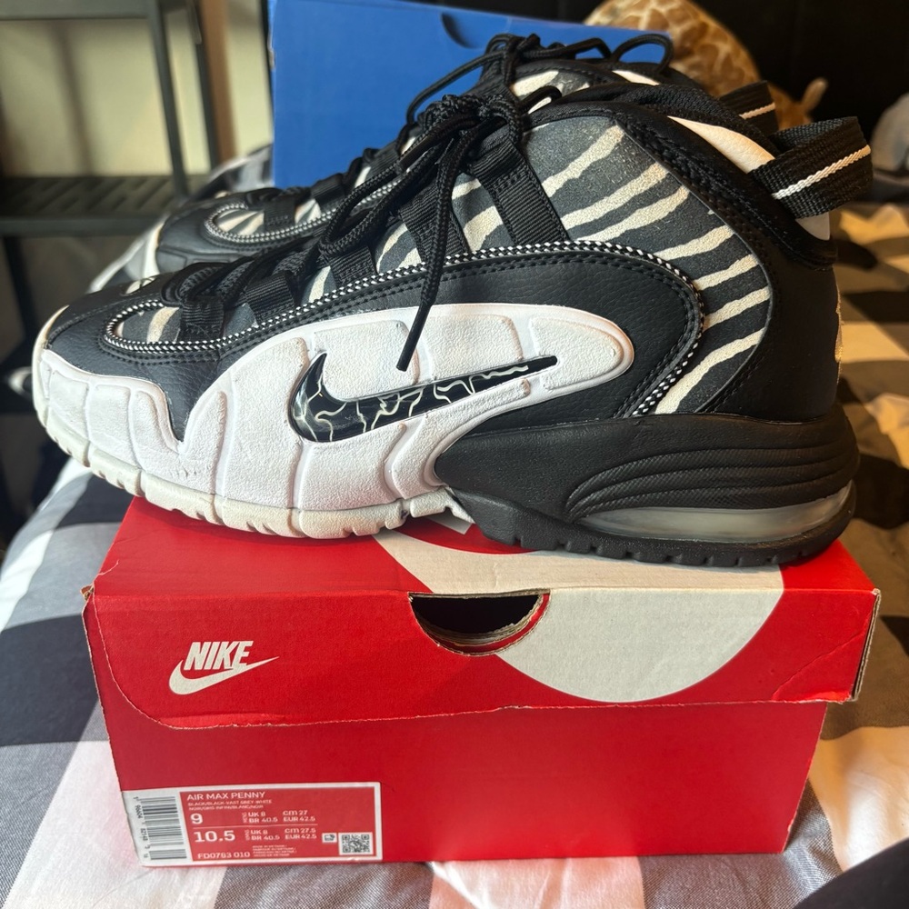 Nike Kids Zebra Print Black and White Sneakers